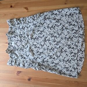 Floral ruffle blouse